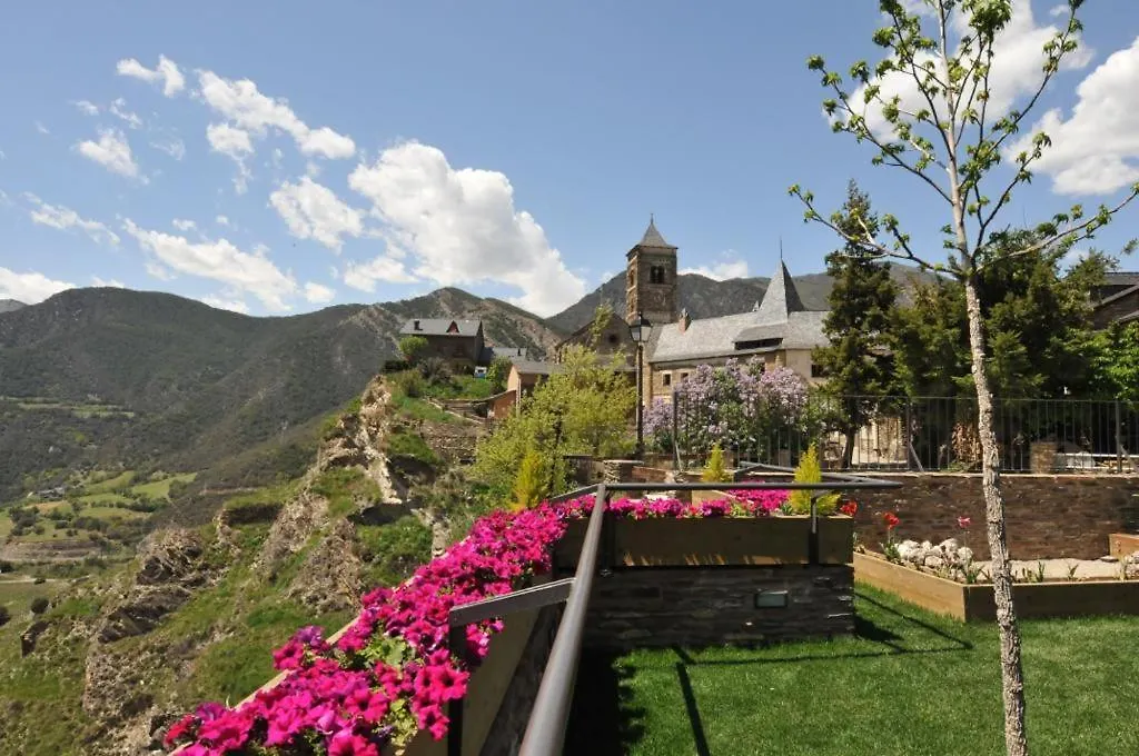 La Comella De Tirvia Country house