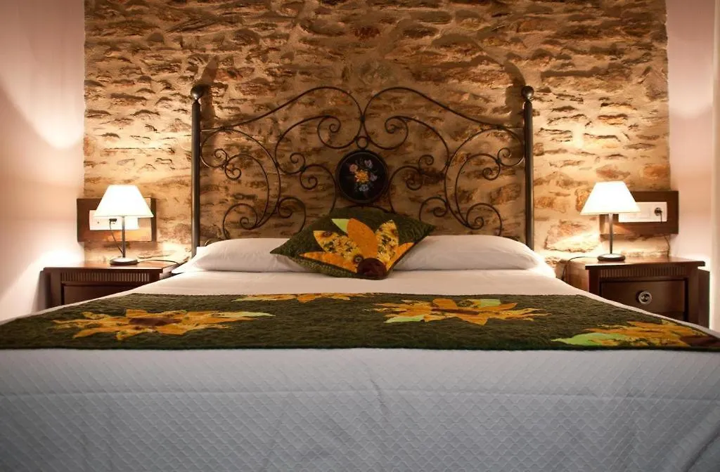 La Comella De Tirvia Spain