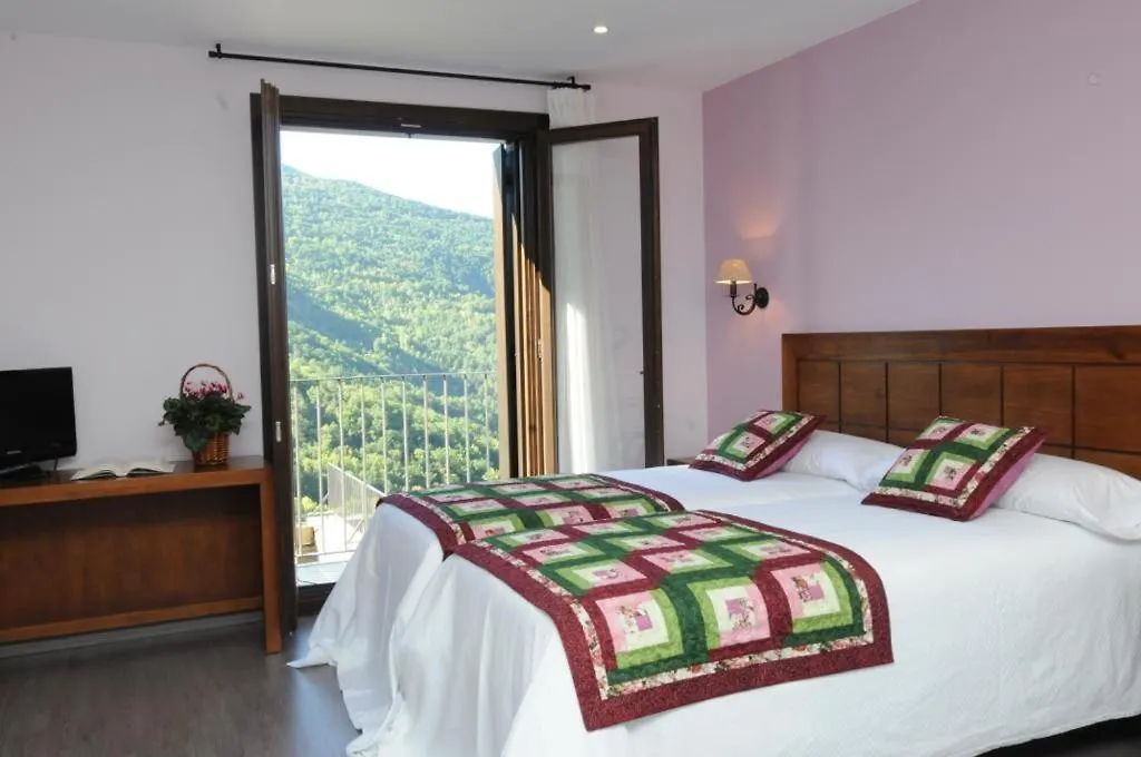 Casa rural La Comella de Tírvia España